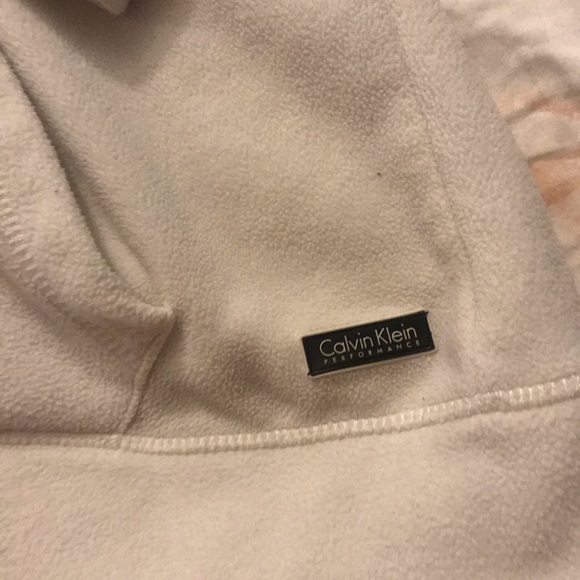 Calvin Klein - Picture 2 of 4